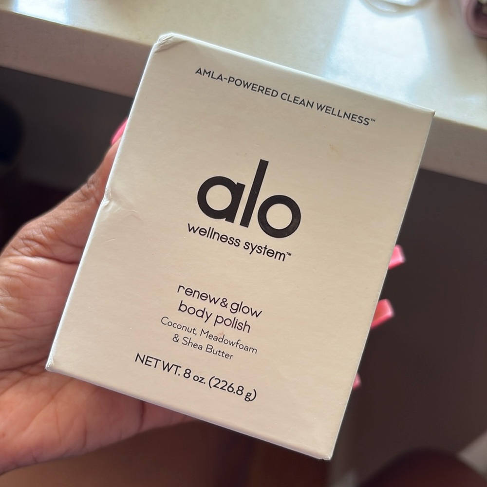 ALO Renew & Glow Body Polish